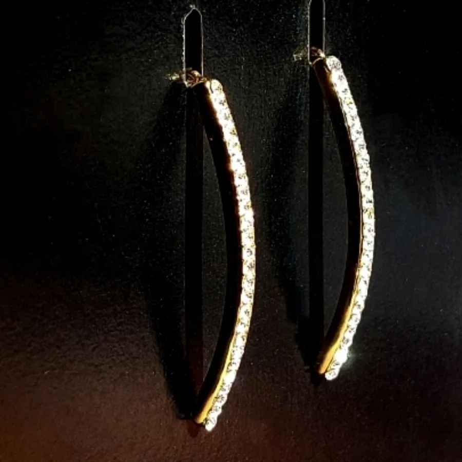 گوشواره خطی