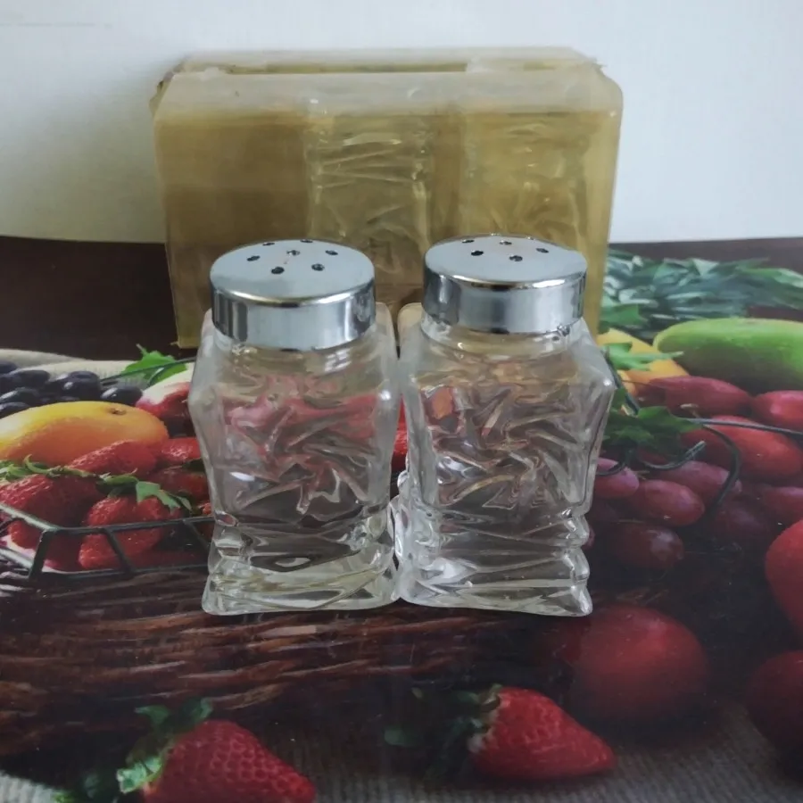 نمکدان قدیمی