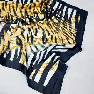 مینی اسکارف