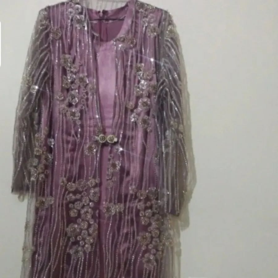 پیراهن زنانه