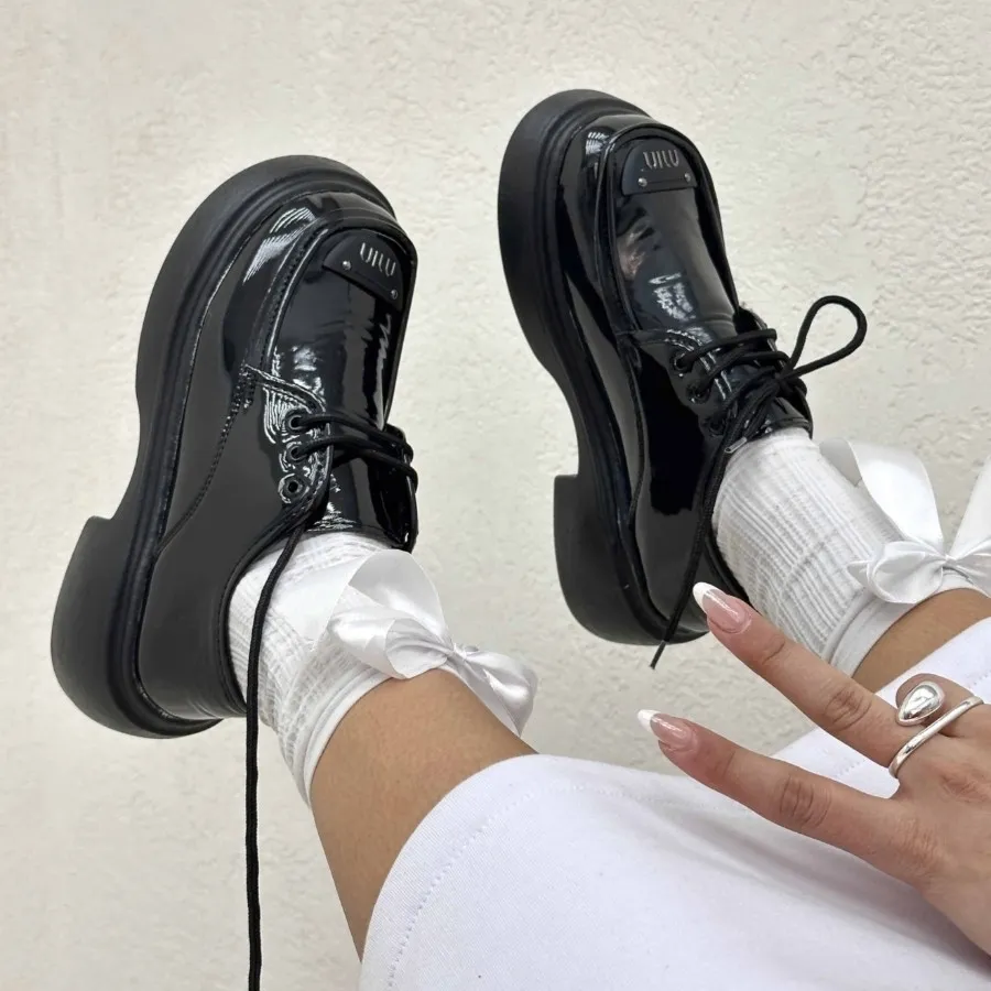 کتونی لوفر ورنی سایز 39