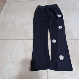 شلوارجین بچگانه