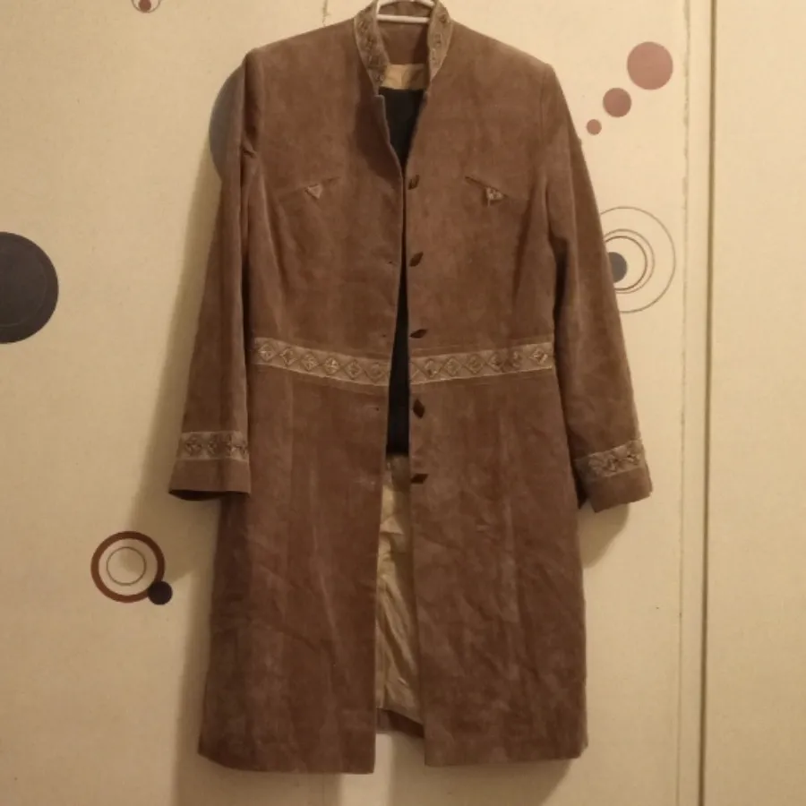 مانتو استردار.پالتو