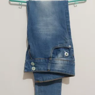 شلوار جین زنانه