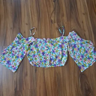 کرلب  بسیار جذاب Bershka