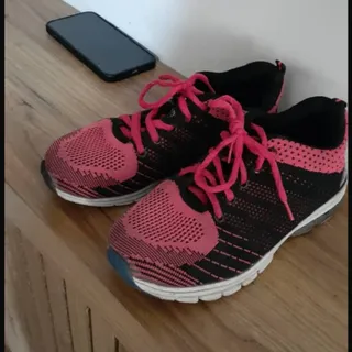 کفش کتونی ادیداس