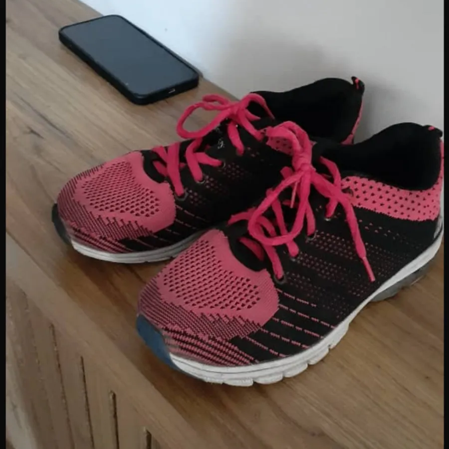 کفش کتونی ادیداس