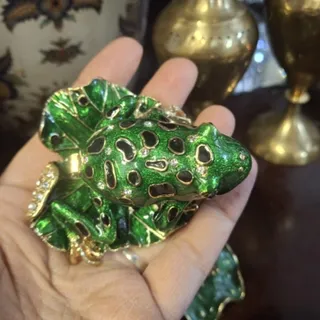 جاجواهری قورباغه