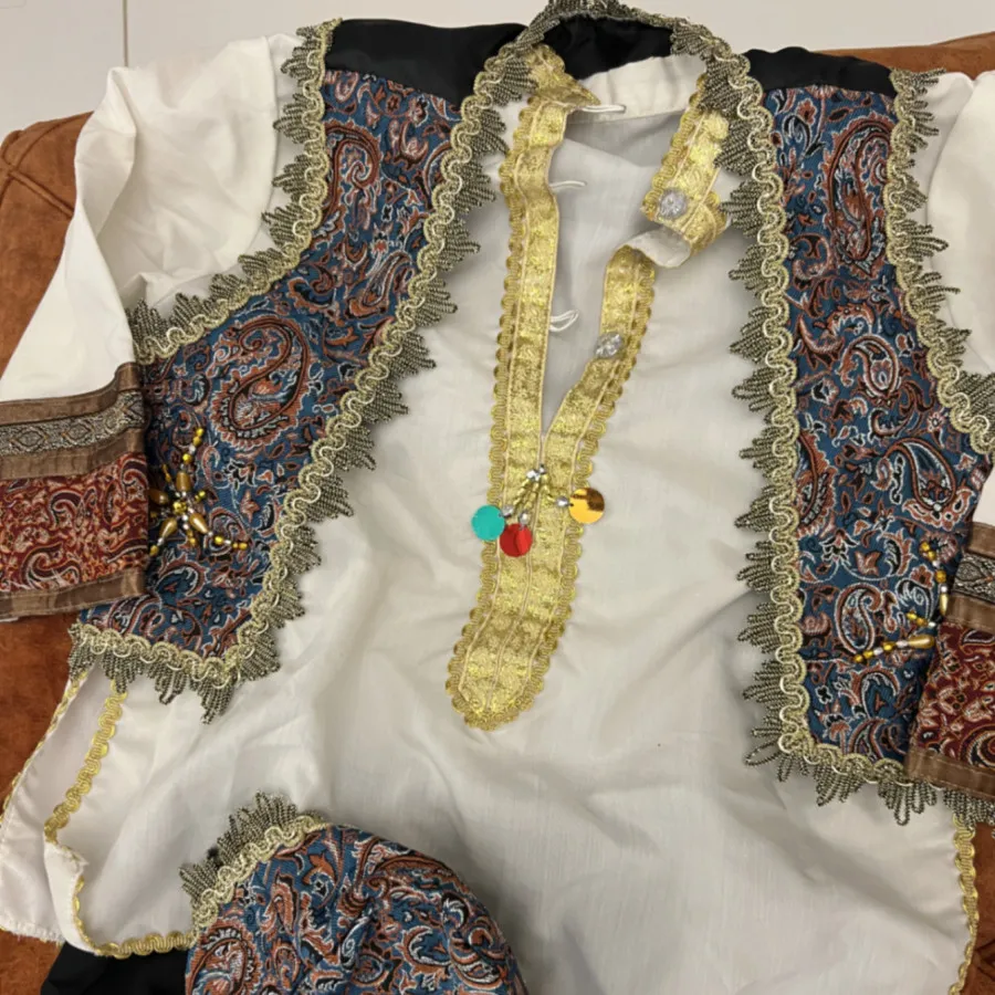 لباس کودکانه سنتی