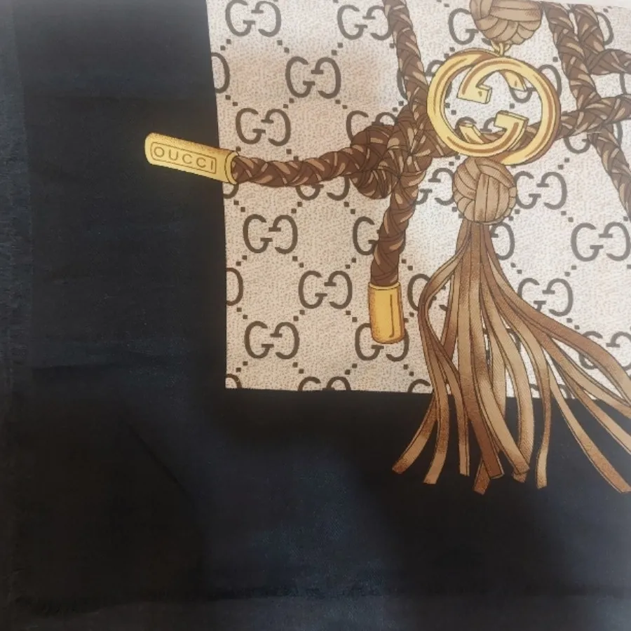 روسری قواره دار گوچی مشکی