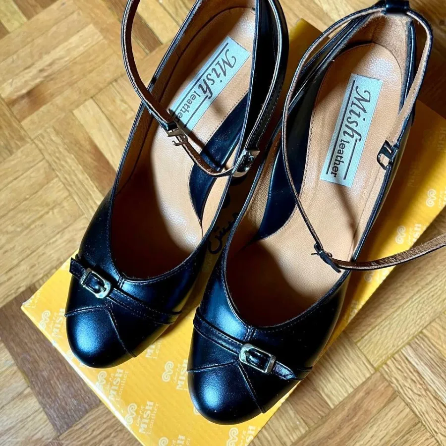 کفش مجلسی چرم سایز 37.5