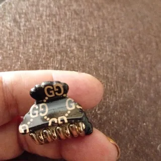 گیره سر گوچی