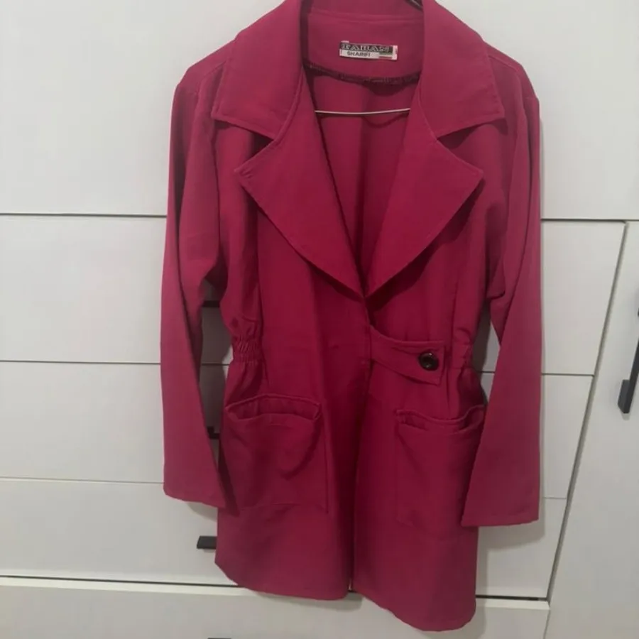 مانتو صورتی کمرگنی