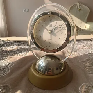 ساعت رومیزی