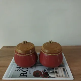 ظرف در دار چوبی