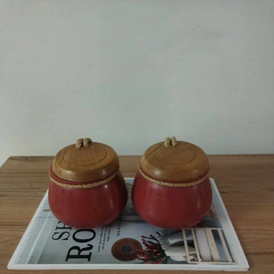 ظرف در دار چوبی