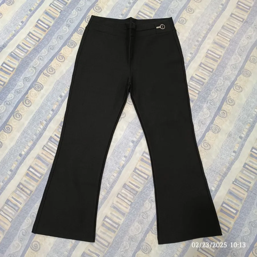 شلوار زنانه