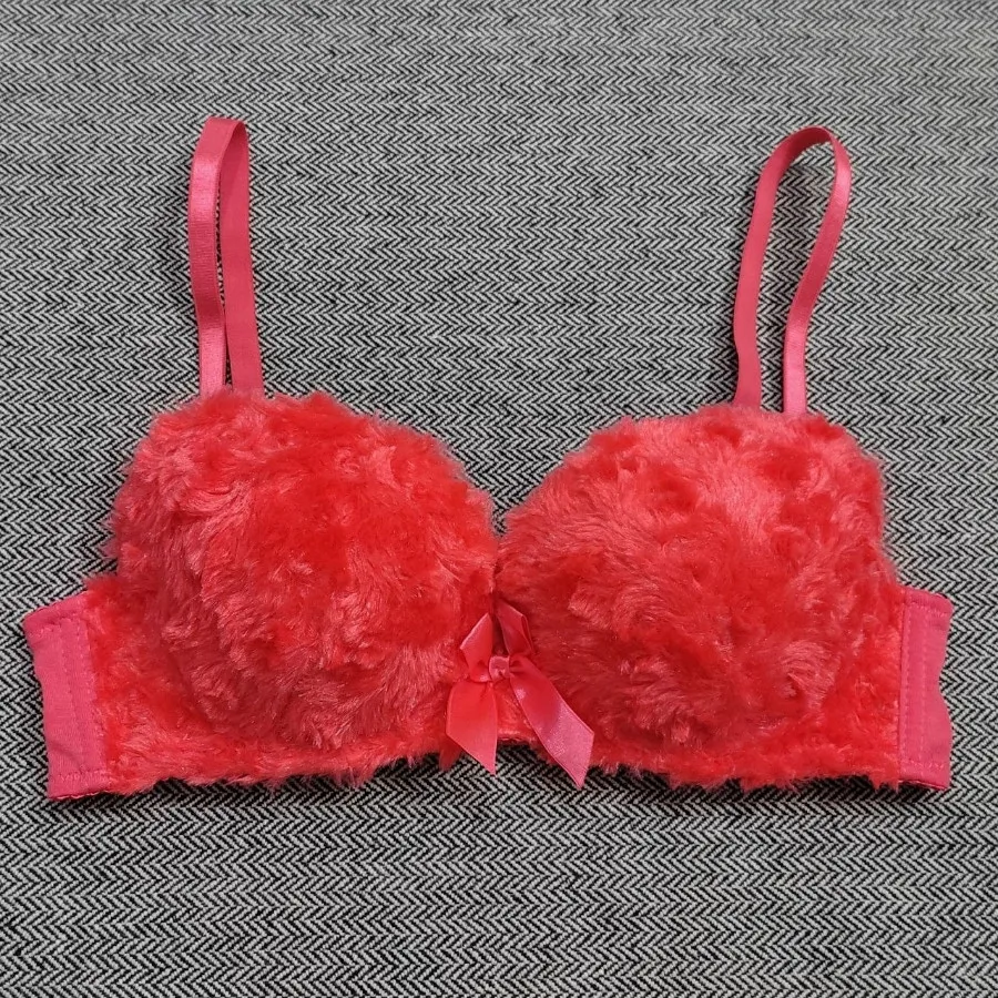 سوتین خز قرمز گوجه ای