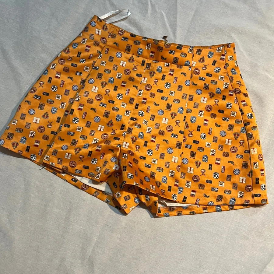 شلوارک مجلسی