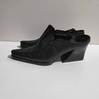 کفش مشکی زنانه