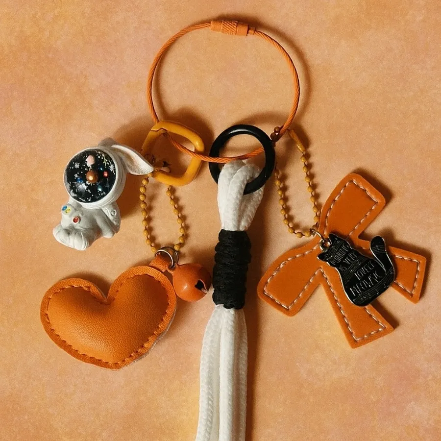 چارم خرگوش فضانورد