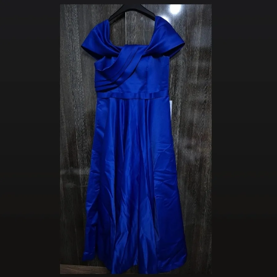 لباس مجلسی آبی رنگ