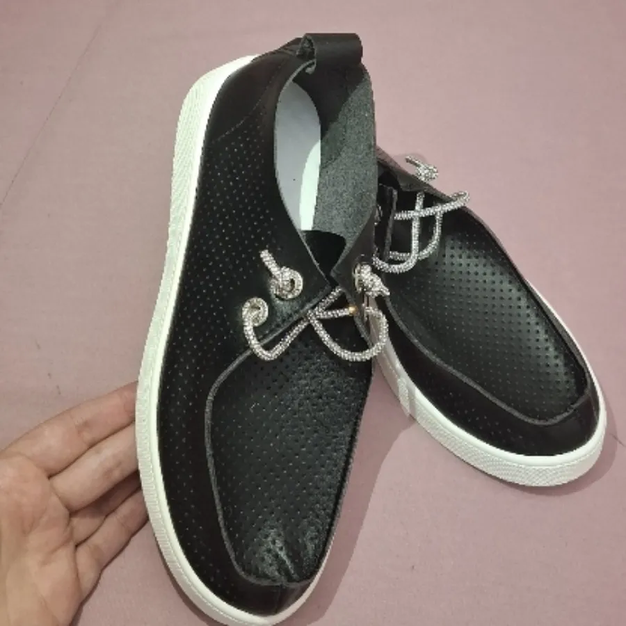 کفش چرم زنانه