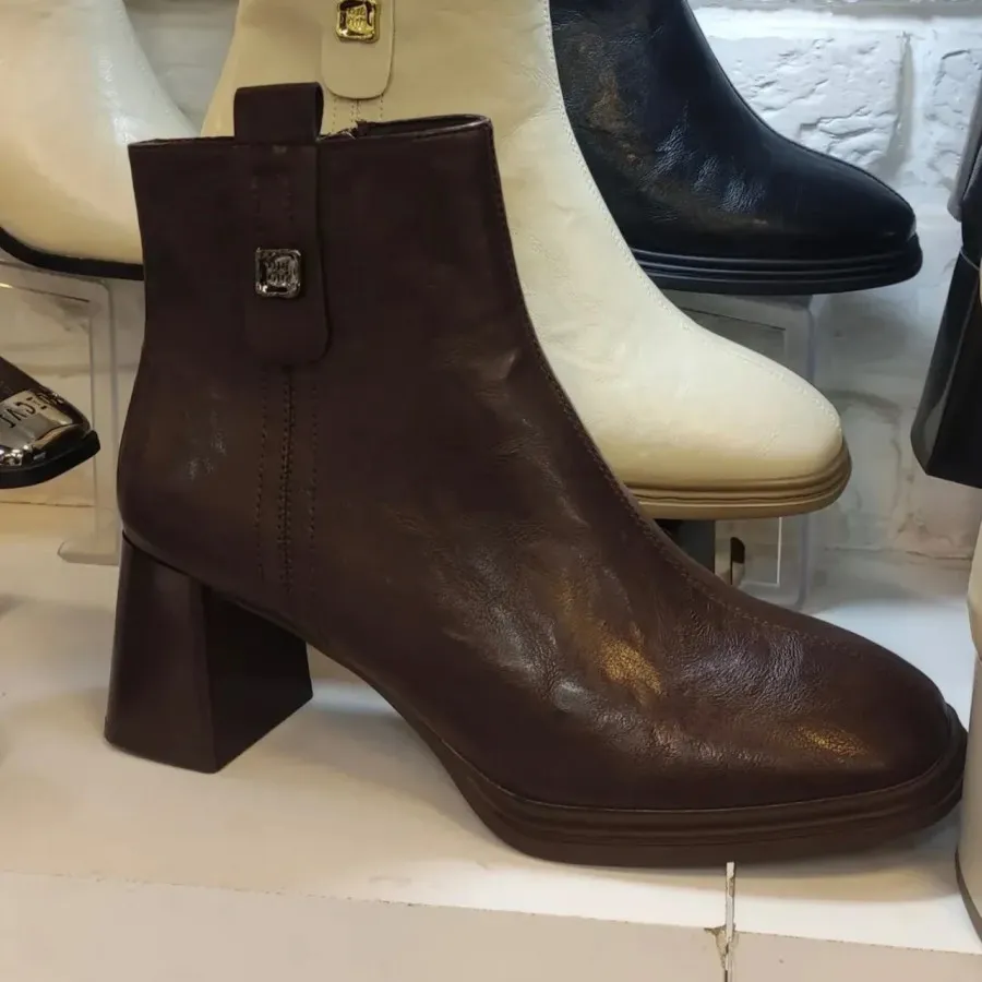 نیم بوت چرم برند یونای