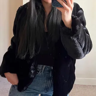 پالتو پوست مشکی وارداتی