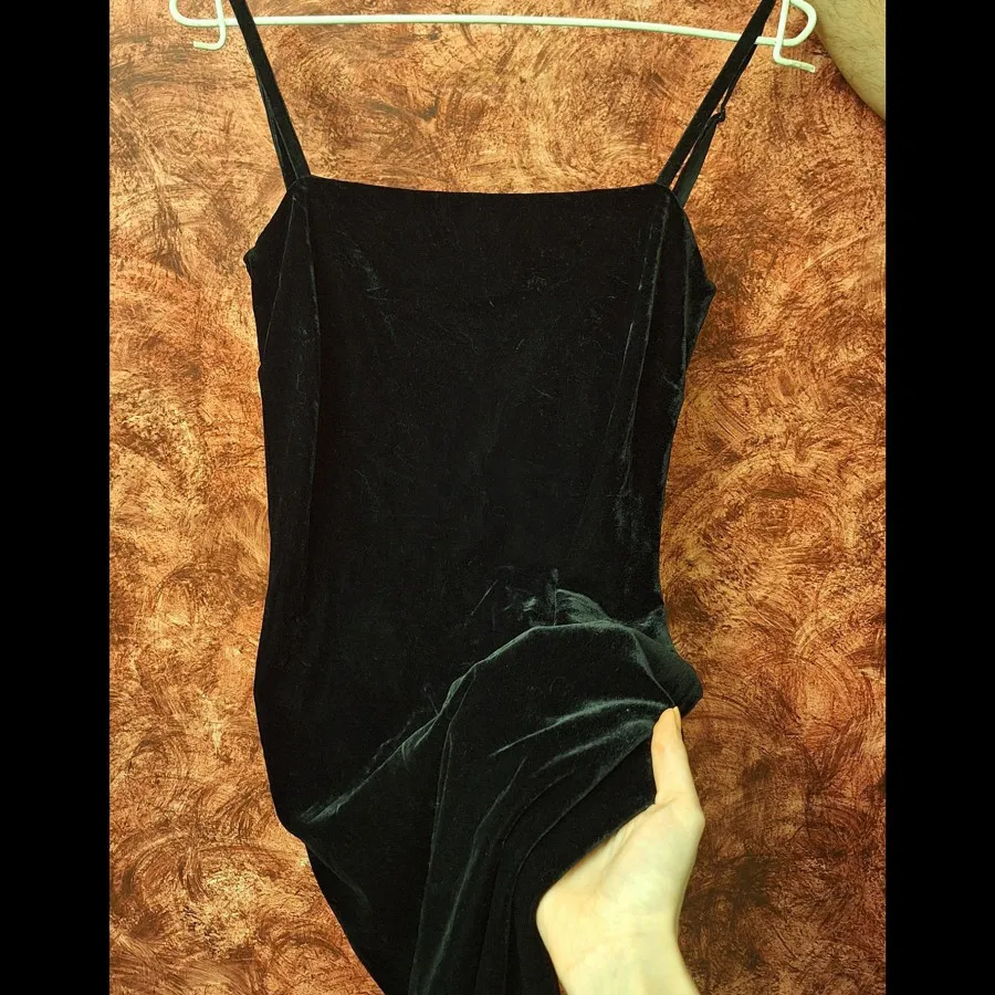 پیراهن مخمل اروپایی