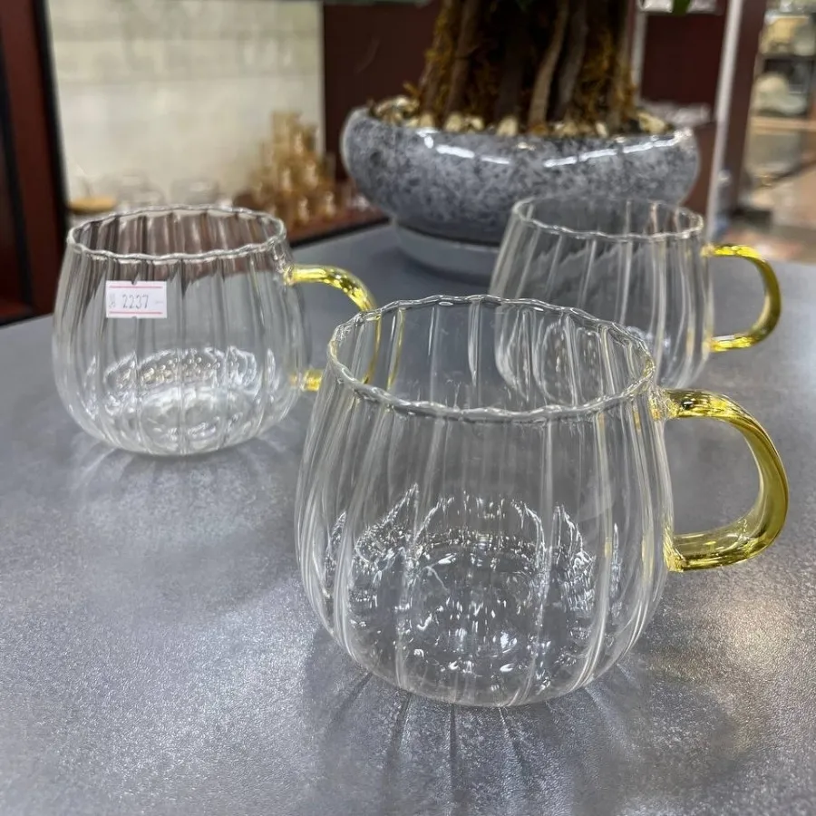 ماگ پیرکس دسته عسلی