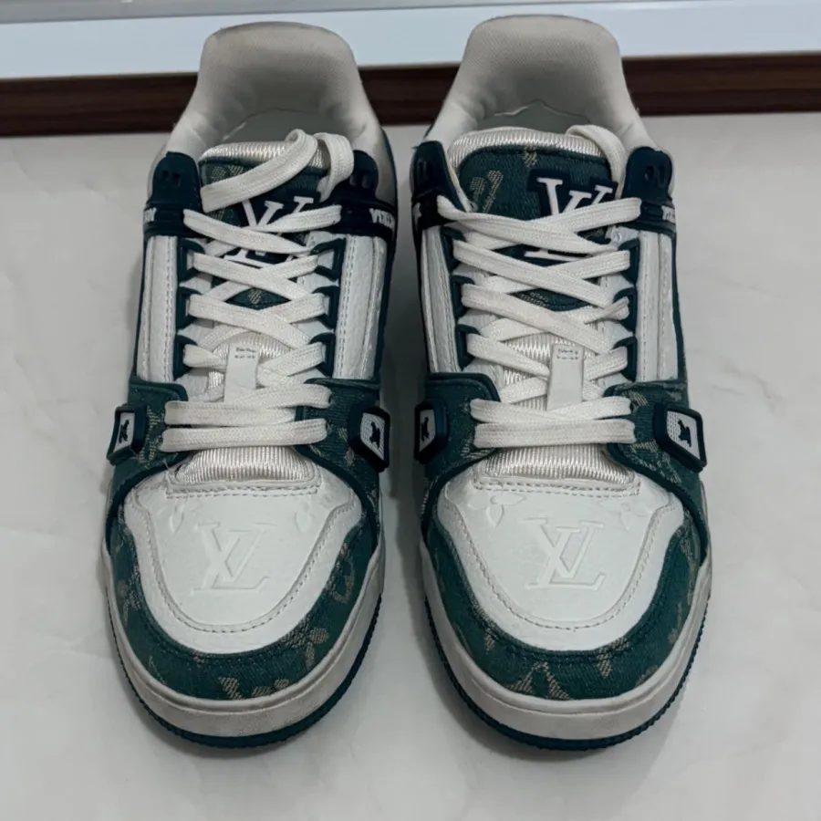 کفش لویی ویتون