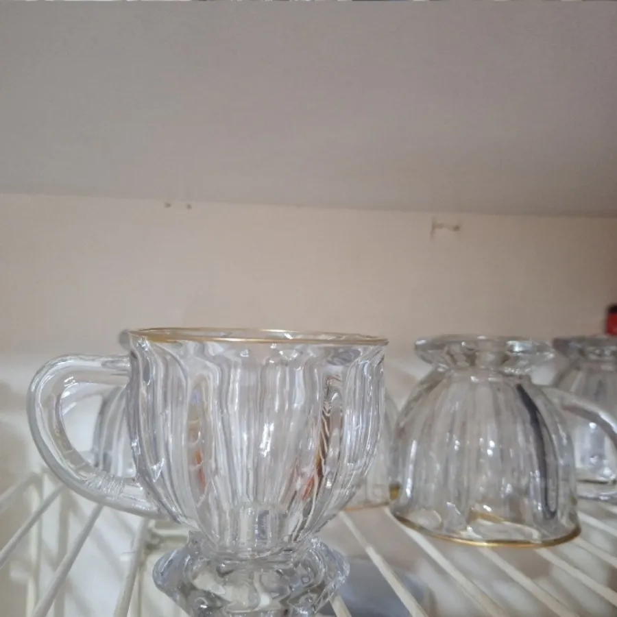 استکان سر طلایی