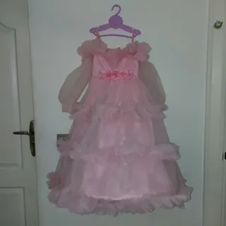 لباس بچگانه