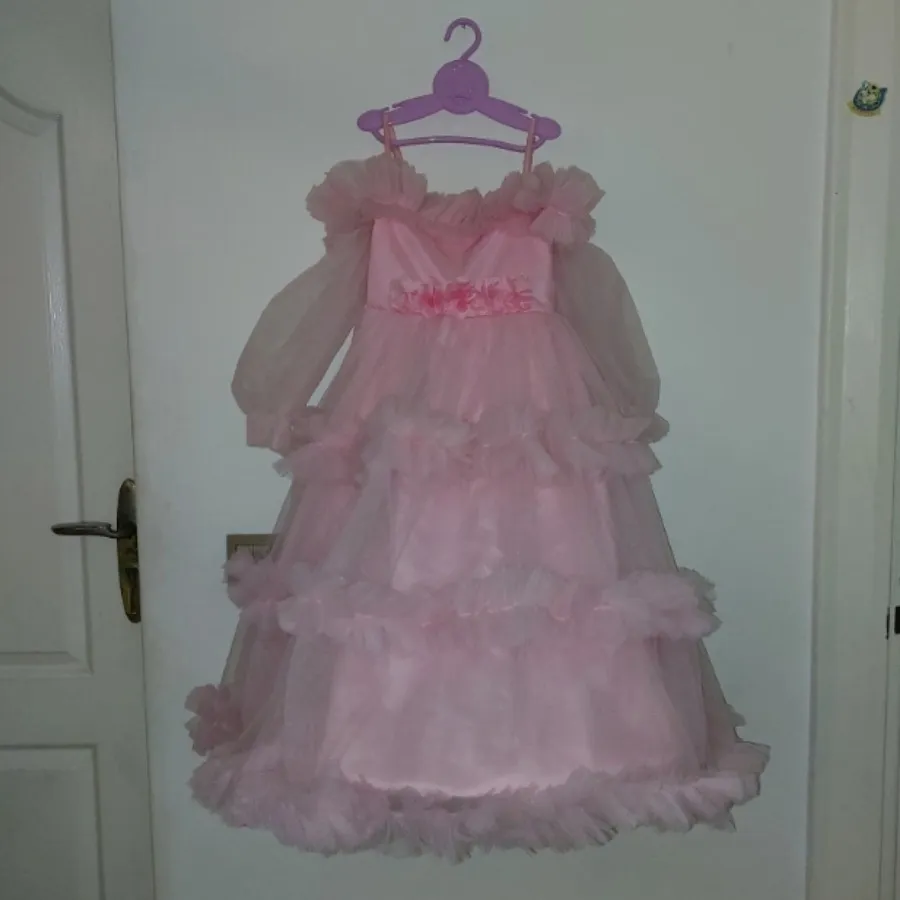 لباس بچگانه