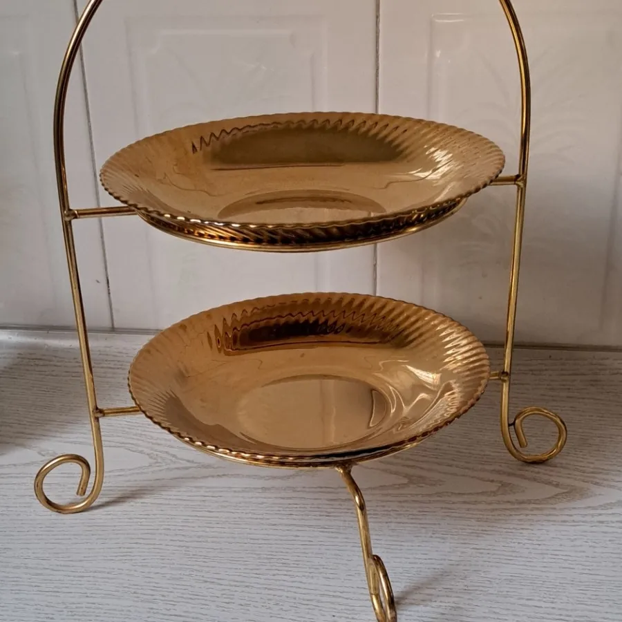 شیرینی خوری دو طبقه