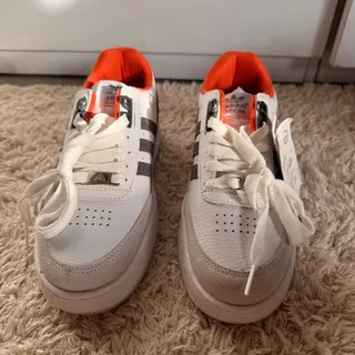 کتونی آدیداس