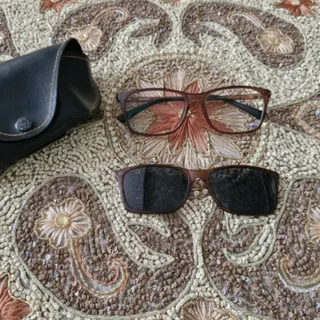 عینک آفتابی و طبی