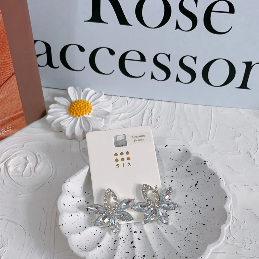 گوشواره سنگ‌