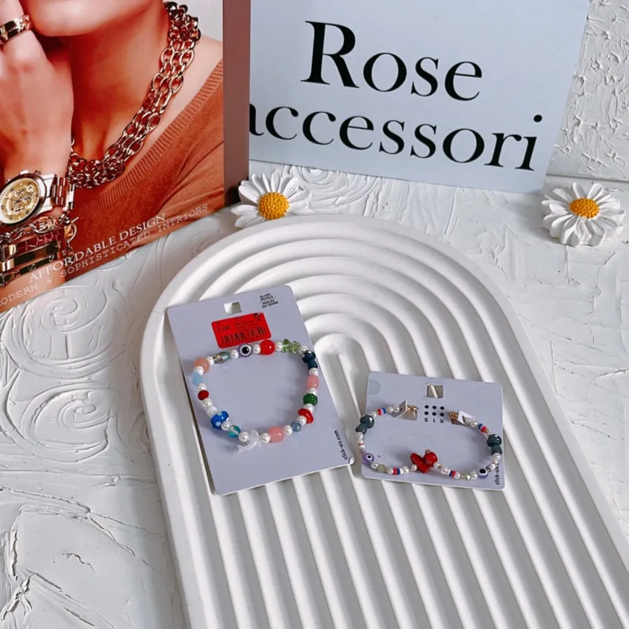 گوشواره و دستبند