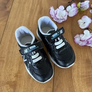 کتونی نیوبالانس نقلی