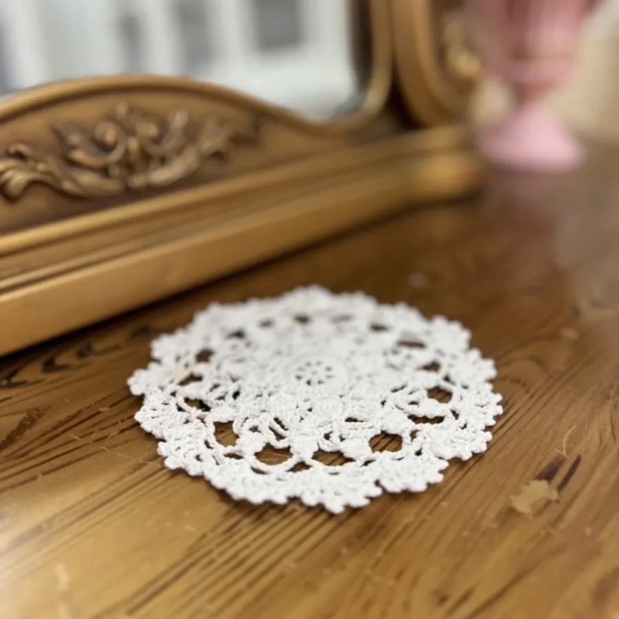 رومیزی قلاب بافی