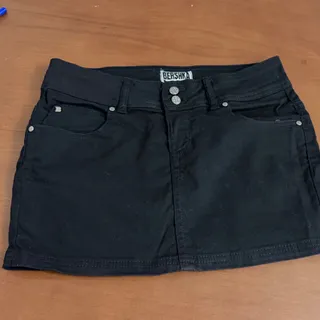 دامن جین برشکا