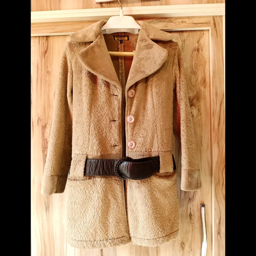 پالتوی مخمل