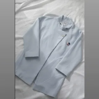 تعدادی لباس تمیز و در حد