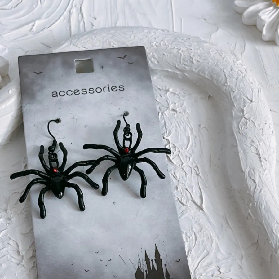 گوشواره عنکبوت