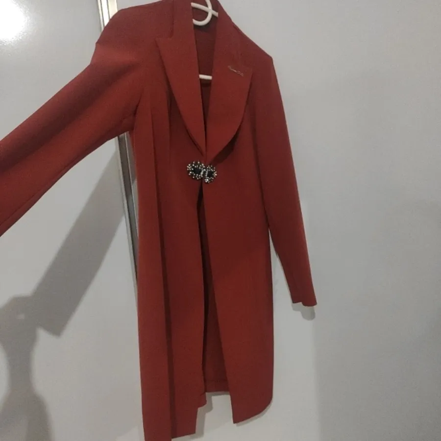 کت بلند نارنجی تیره