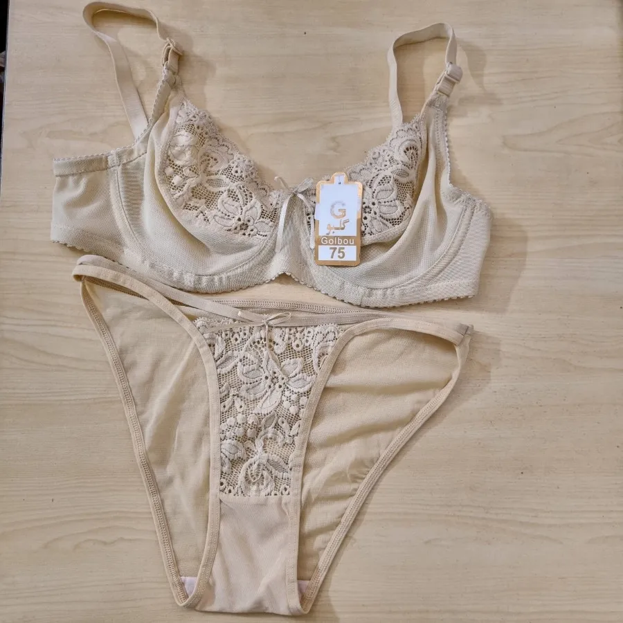 ست سوتین و شورت فنر دار