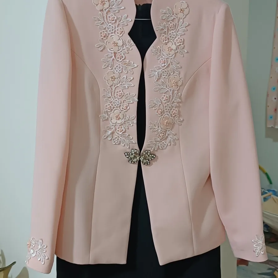 کت و سارافون