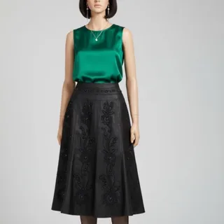 دامن سنگدوزی